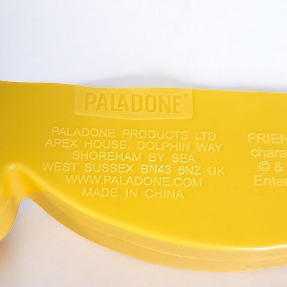 Friends  Peephole Frame Picture Photo Yellow Hanging Frame - Picture 8 of 16